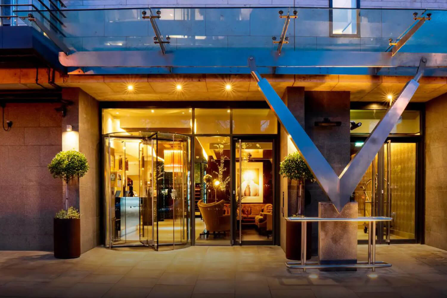 The Vincent Hotel entrance