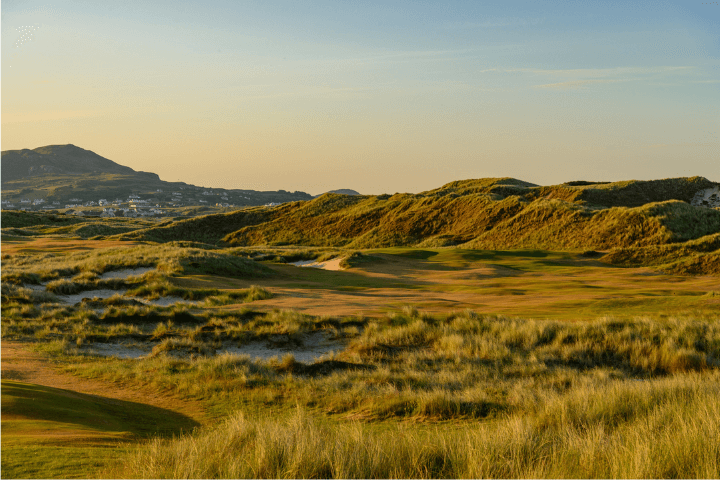 Yellow and blue skies at Rosapenna St Patricks Golf Links.