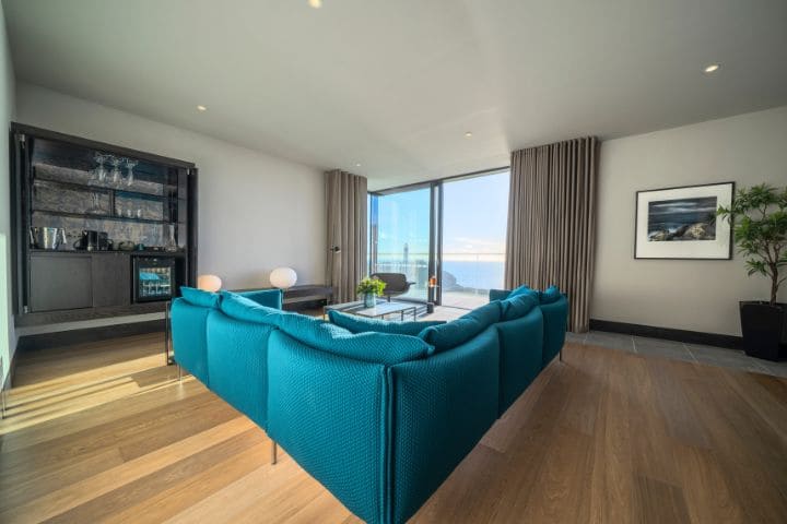The suites 720x480 2
