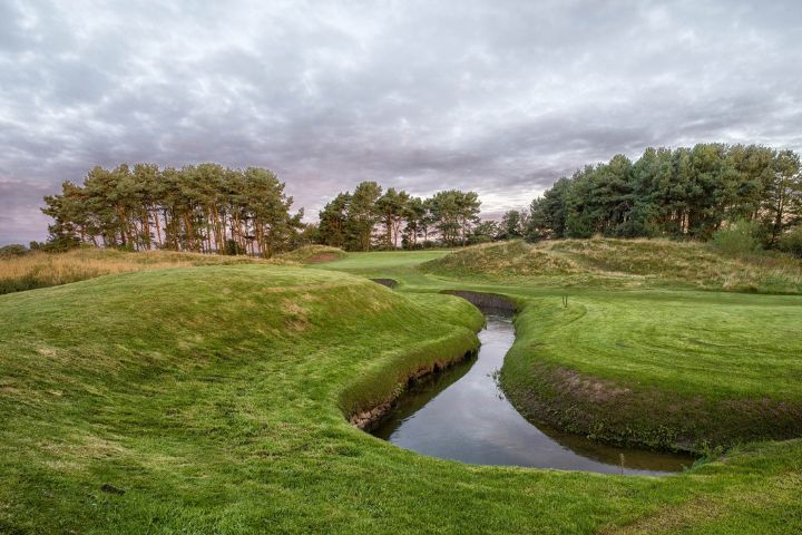 River running through Panmure Golf Club in St Andrews.