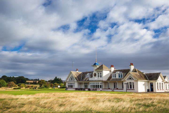 Clubhouse at Panmure Golf Club.