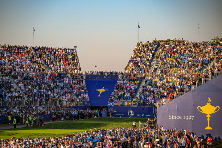 Hundreds of people enjoying the Ryder Cup 2025 at Bethpage, Ny.